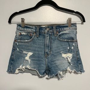 Women’s Abercrombie shorts
